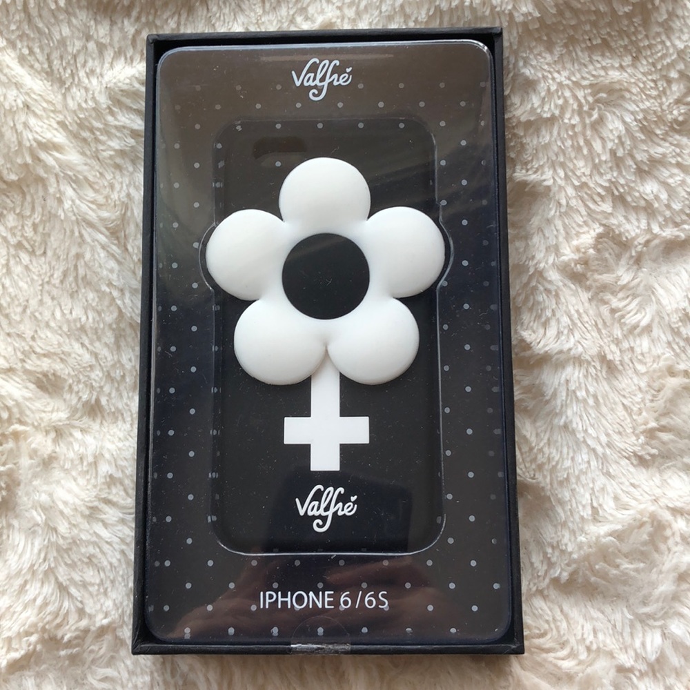 Valfre iPhone 6/6s cover.